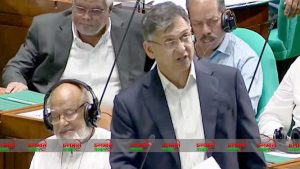 জাতীয় সংসদের অধিবেশনে কথা বলছেন স্বরাষ্ট্রমন্ত্রী সালাহ উদ্দিন আহমদ। ছবি: সংগৃহীত
